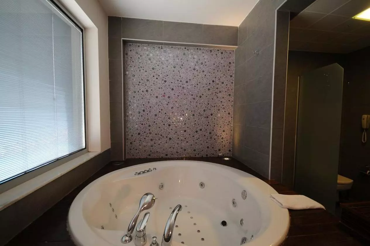 CLESEASIDE_SHABAVIZ (5).jpg